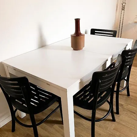 Willkommen Bei Aventura Flat 4